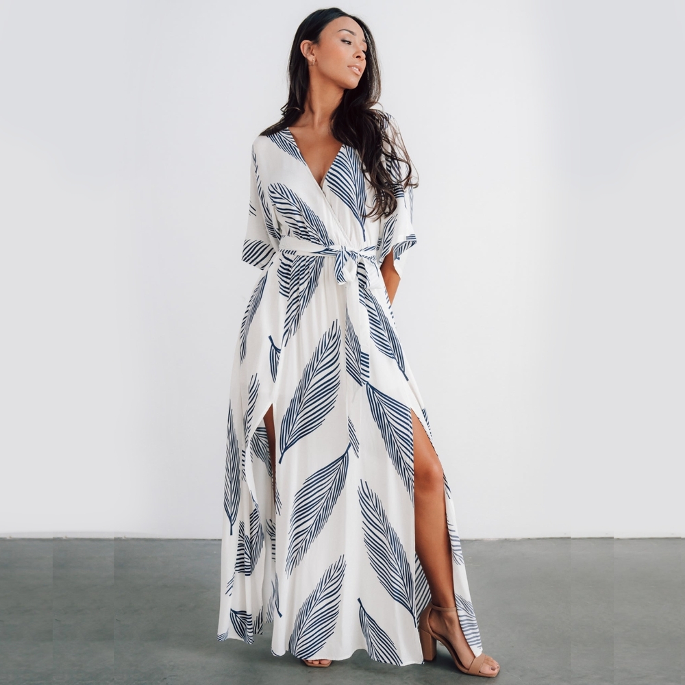 Lulu's Blue and White Resort Maxi Dress with Plunge Neckline | Size S